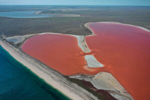 lake hillier